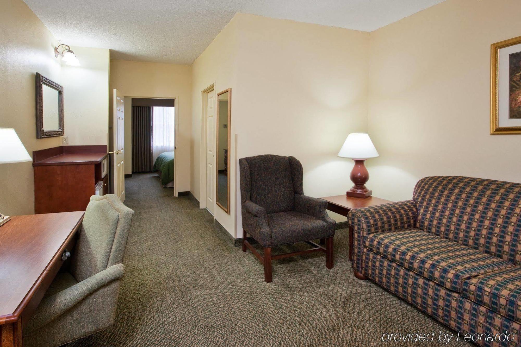 Comfort Inn & Suites Cartersville - Emerson Lake Point Quarto foto